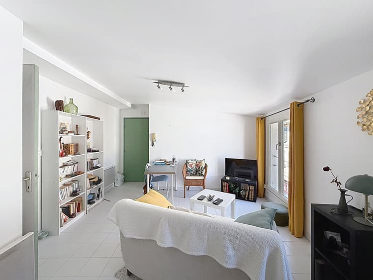 Appartement T2 meublé - 34 m² - Rue des infirmières -
