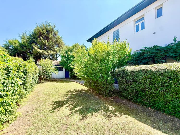 SAINT JEAN DE LUZ APPARTEMENT T3 BIS JARDIN TERRASSE PLAGE À PIED