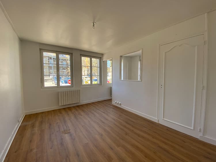 A LOUER - APPARTEMENT T2 - REF 14173