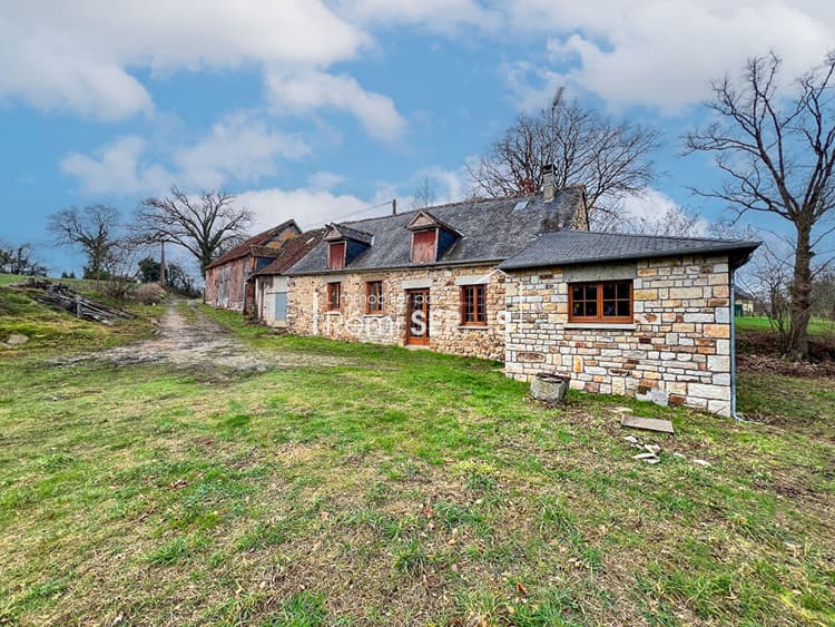 A VENDRE - Maison à Juvigny-sous-Andaine - Référence 13731
