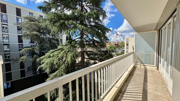 Appartement P4 de 84,7 m² avec terrasse, cave et ascenseur ? Résidence L'Occident