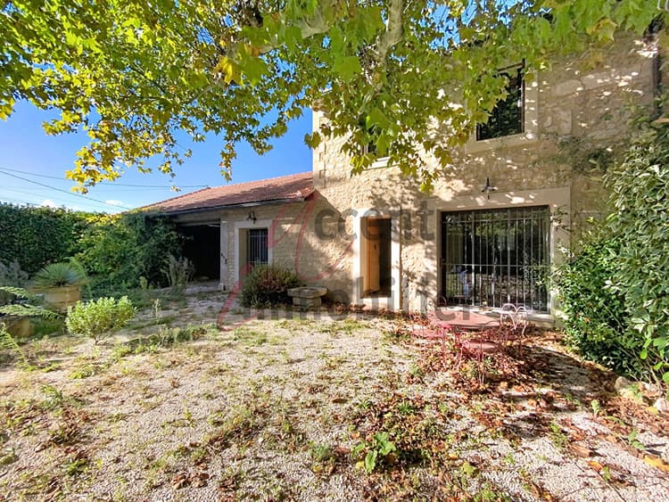 Mas rénové en campagne de Cavaillon 140m² habitable sur 1032m² de terrain