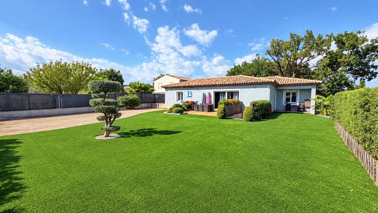Maison contemporaine à Roquebrune sur Argens
