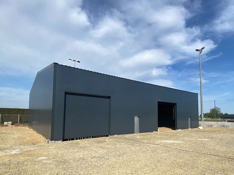 Saint Georges Des Groseillers - Local commercial divisible