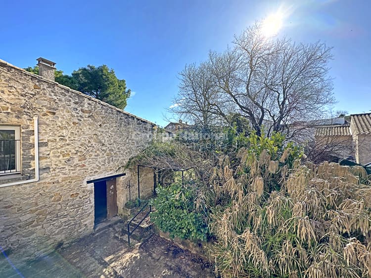 Maison de ville de 95 m² sur parcelle de 430m² avec dépendance de 50m²