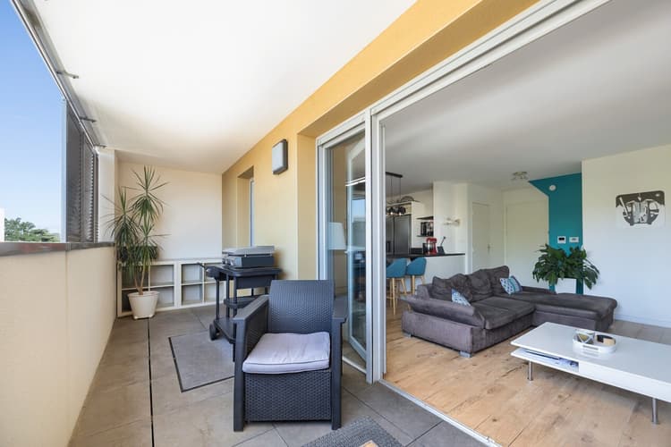 T3 en duplex de 64 M2 avec un grand balcon