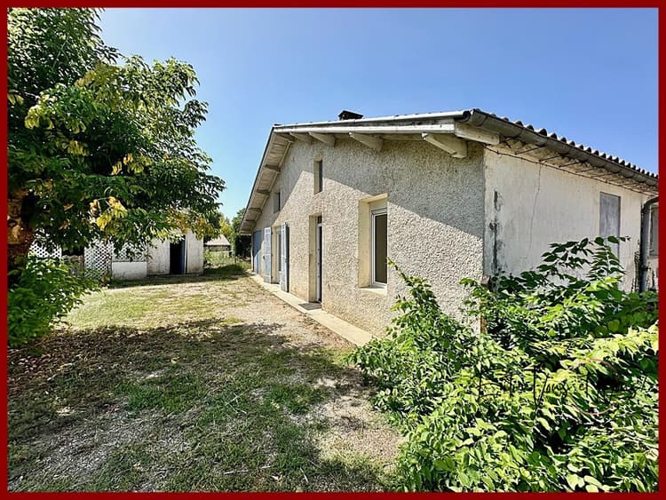 Maison 3 chambres + jardin + dépendances