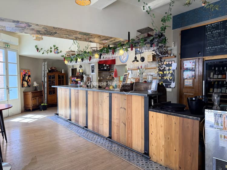 Fonds de commerce restaurant / bar de charme – Centre de Carpentras