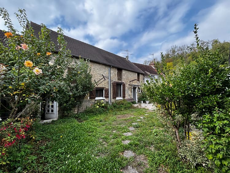 Maison à rénover et à agrandir à Saint-Vaast-lès-Mello - Un potentiel exceptionnel à saisir !