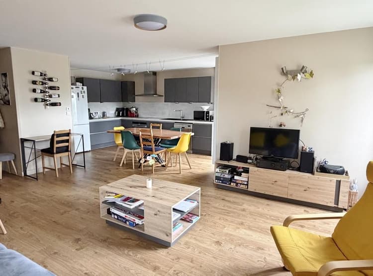 Beau T4 de 88 m2 en plein centre et au calme avec 3 chambres