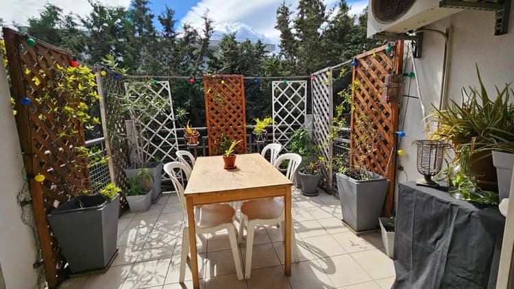 À VENDRE – Superbe T3 – Dernier étage – Terrasse sans vis-à-vis