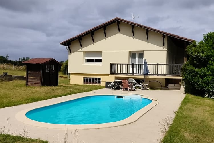 Villa 5 chambres avec garage et piscine dans une impasse