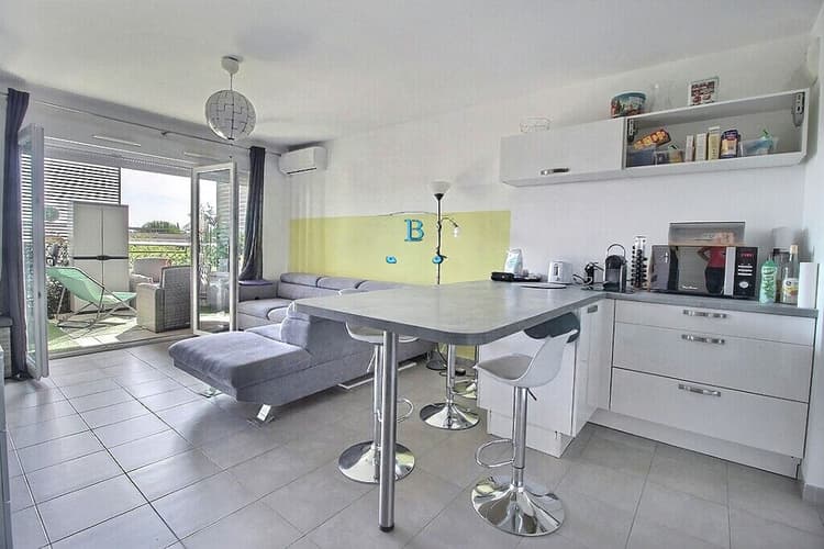 APPARTEMENT T3 - ROQUEBRUNE