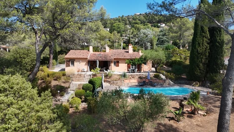 EXCLUSIVITE : MAGNIFIQUE VILLA - LA BOUVERIE