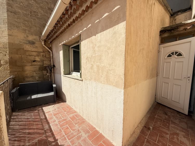 SPACIEUX T4 RÉNOVÉ AVEC TERRASSE PRIVATIVE