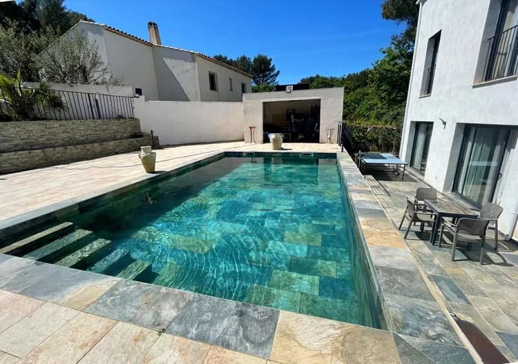 Villa moderne aux prestations haut de gamme – Aubagne