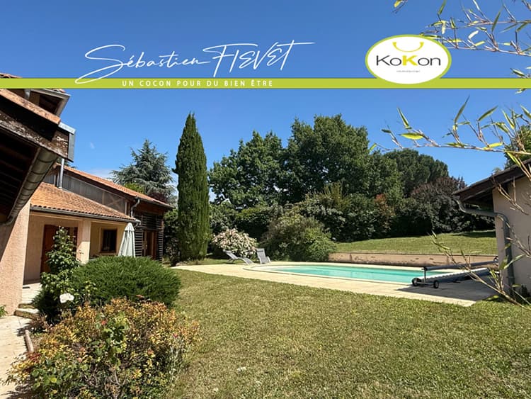 Belle villa de 1993 de 176m2 sur 1308m2 avec piscine, au calme