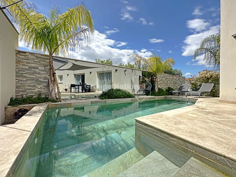 Maison moderne - 143 m2 -Type 5 -garage- piscine