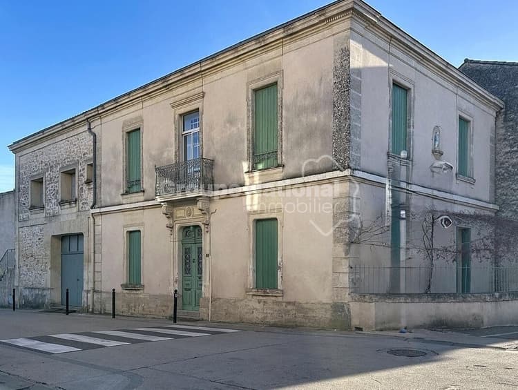 Maison à Beaulieu de 253m² sur parcelle de 435m2