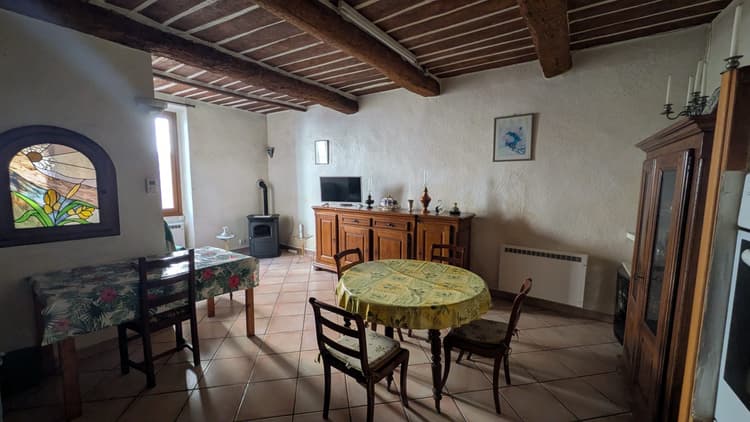 À VENDRE MAISON DE VILLAGE T4 91.5M² AVEC GARAGE À GONFARON
