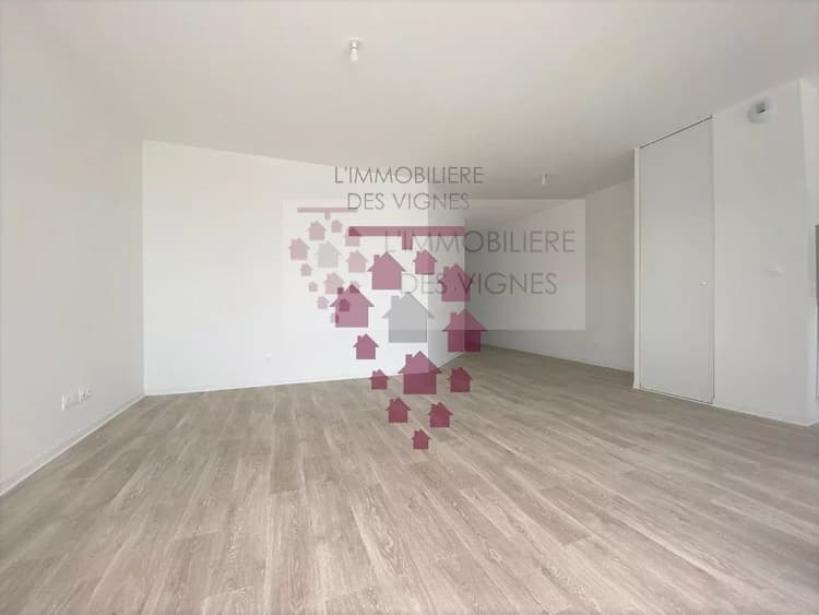 Appartement 3 pièces - 65.5 m2 - 2 chambres + balcon
