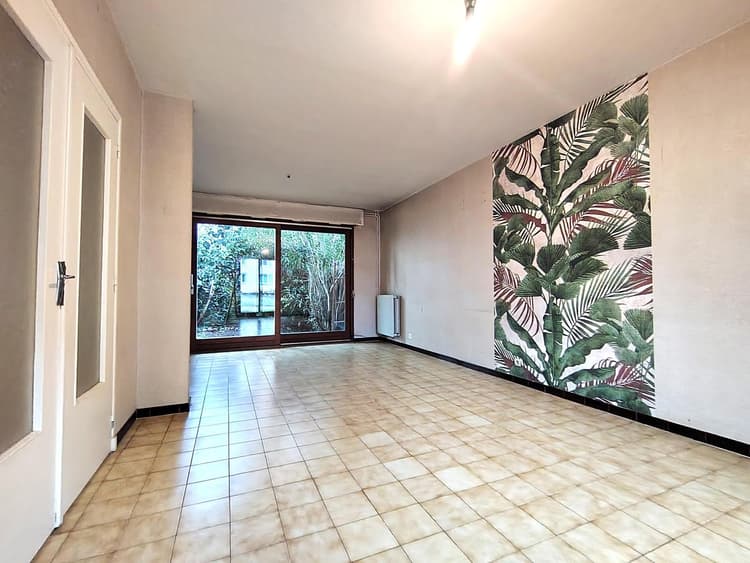 À LOUER - MAISON AVEC GARAGE - VIENNE (38200)