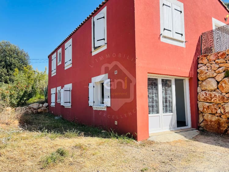 Appartement en rez de jardin à louer à Barjols 3 pièce(s) 38 m2