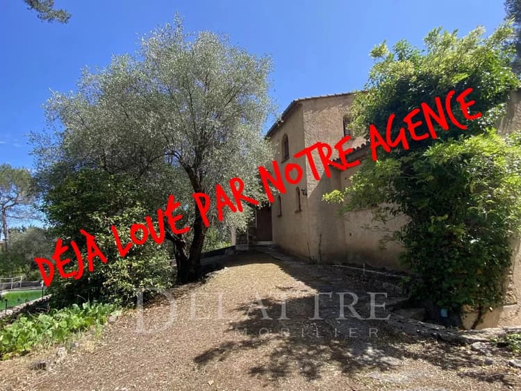 STUDIO MEUBLE AU 1ER ÉTAGE D'UNE MAISON - VALBONNE