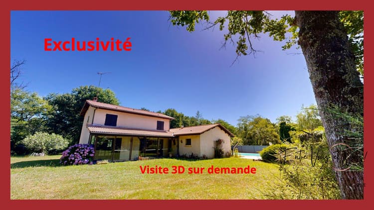 Propriété familiale avec piscine sur plus de 5 000 m² constru