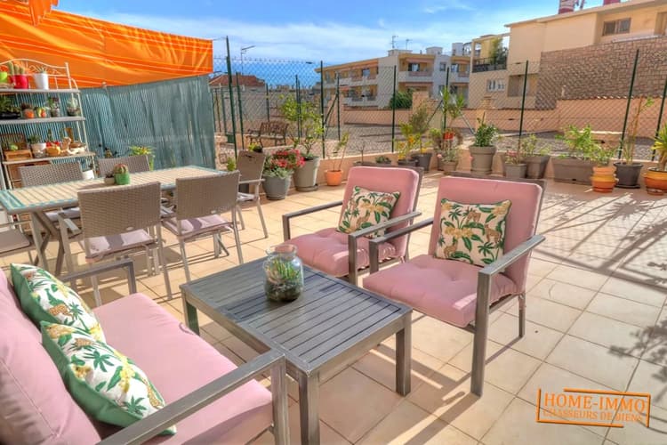 3 pièces 60m² + terrasse 43m² + garage - Golfe-Juan