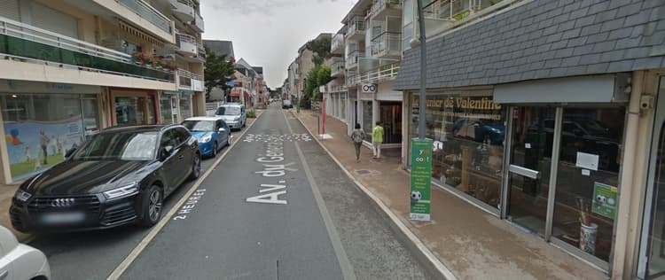 BAIL COMMERCIAL 90 M2 PORNICHET CENTRE