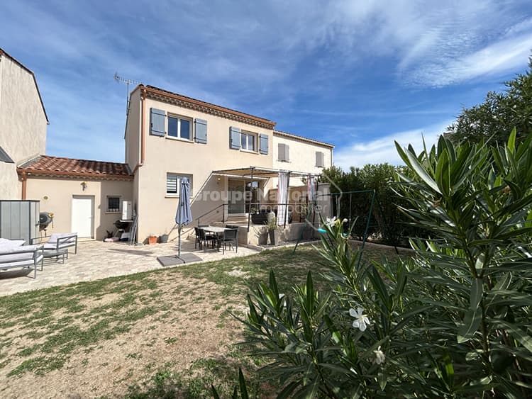 Maison 3 chambres avec jardin, garage et stationnement - Jonquières