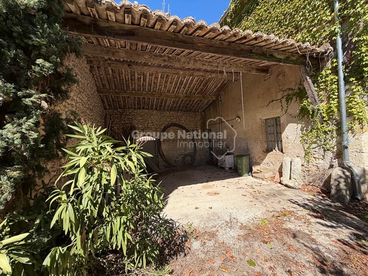 Maison à rénover avec jardin
