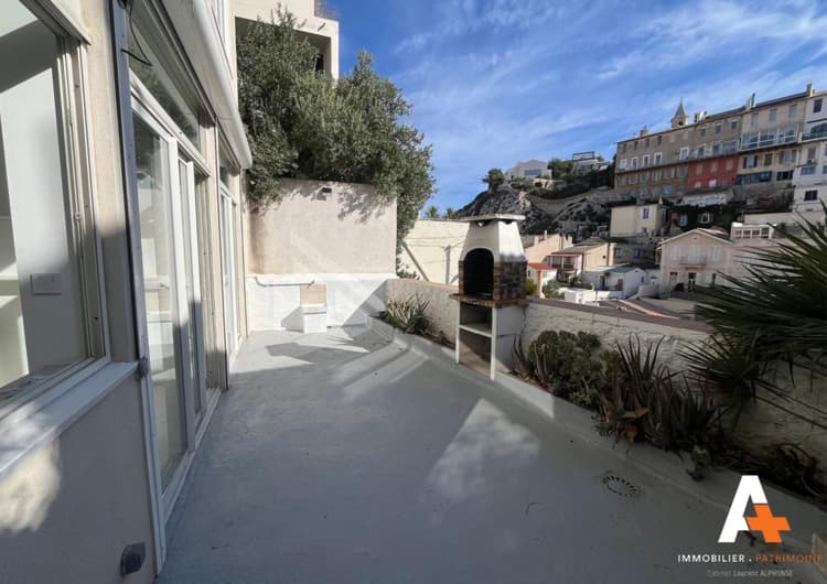 Location Vallon des Auffes : Type 3 non meublé 75m2 avec ter
