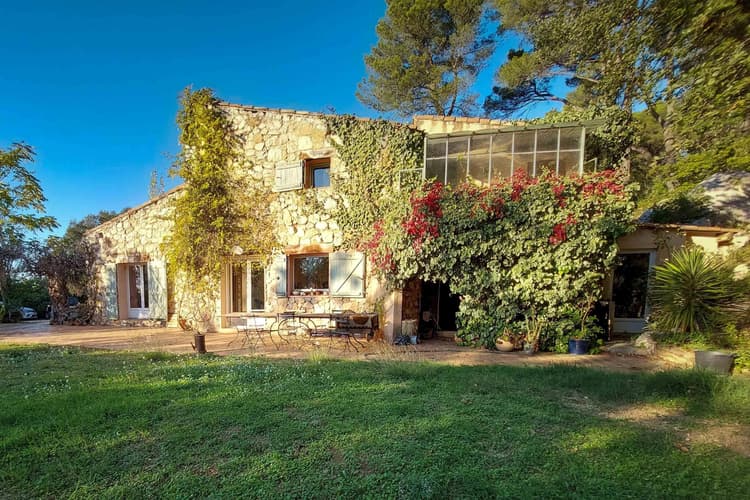 GRAND SITE STE VICTOIRE - MAISON DE CHARME AVEC PISCINE ET VASTE