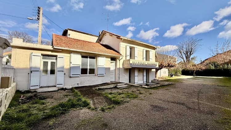 AVIGNON AVENUE MONPLAISIR MAISON AVEC TERRAIN CONSTRUCTIBLE