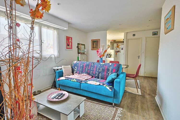 ANTIBES — BADINE | 2 PIÈCES | 45 m² | PARKING | CAVE