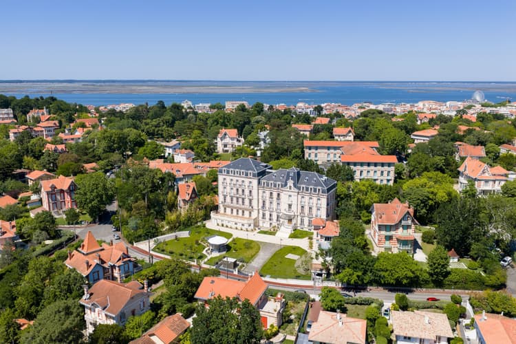 Arcachon Ville d?Hiver ? T3 duplex de 62 m² en dernier