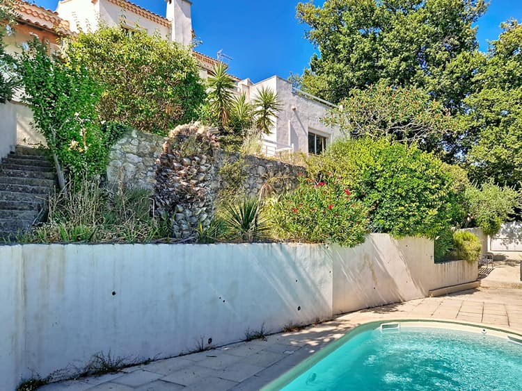 Maison Les Angles 5 pièce(s) 165 m2 plus garage sur 747 m² de terrain avec piscine, vue exceptionnelle