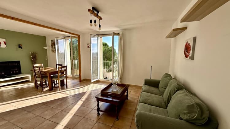 Appartement T2 au dernier étage avec garage et cave à Montfa