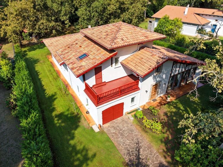 MAGNIFIQUE VILLA TISON ET GAILLET ARCHITECTE DE RENOM SUR HOSSEG