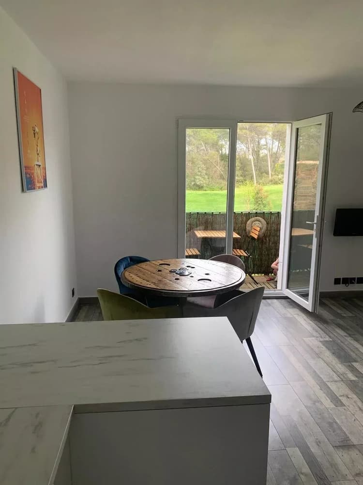 APPARTEMENT 2P 37m² VUE GOLF MOUANS-SARTOUX