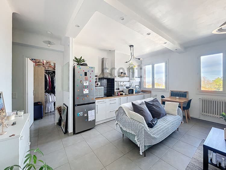 Saint Rémy de Provence, Appartement rénové et lumineux de type 2