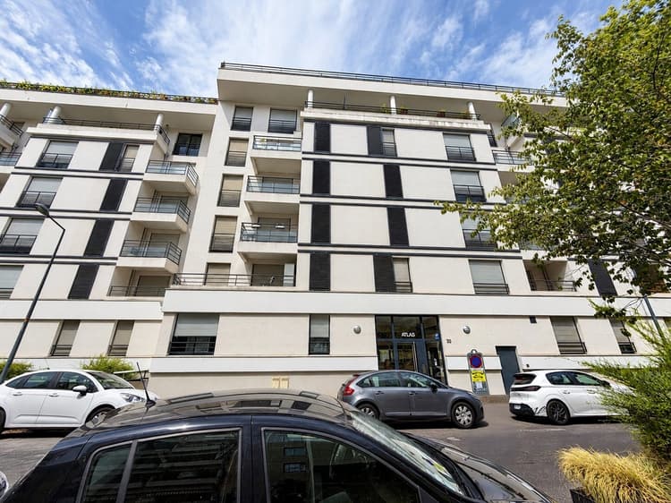 T3 AVEC LOGGIA ET GARAGE VILLEURBANNE GRATTE-CIEL