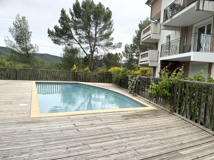 MAGNIFIQUE APPARTEMENT GREOUX LES BAINS
