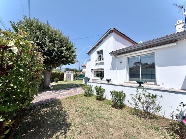 ANGLET QUARTIER LES FLEURISTES MAISON 3 CHAMBRES