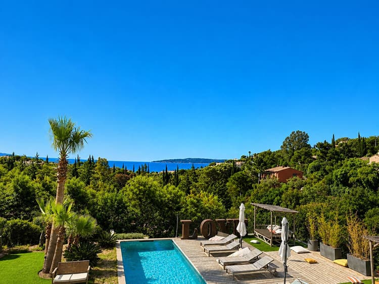 Villa rénovée Vue Mer - Les Issambres - Garage
