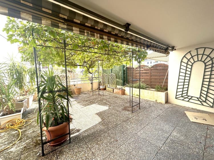 Rare, T4, 3 Chambres avec belle terrasse arborée de 40m ²