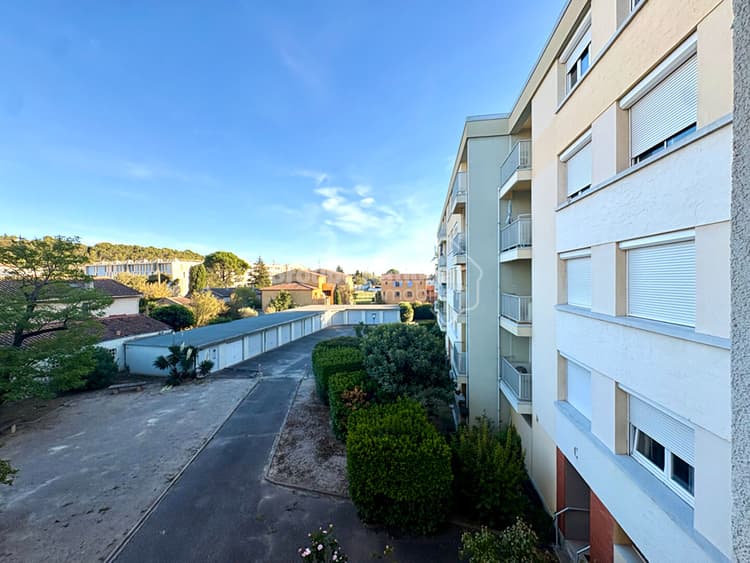 A LOUER Appartement sur Orange 65 m2 2 chambres balcon garage
