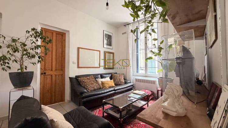 Appartement d'env. 37m² avec cour Nîmes Vauban / Croix de